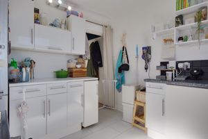 Kitchen- click for photo gallery